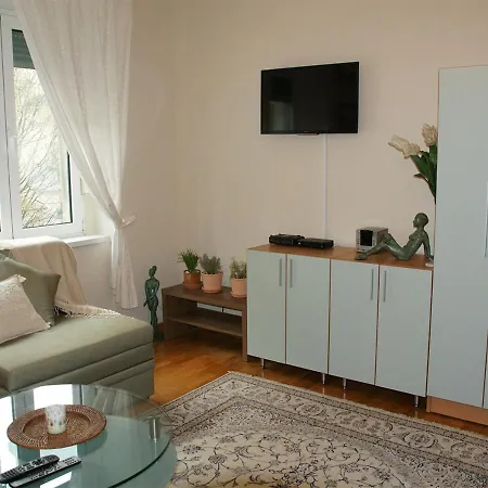 Deem-lux Apartamento Belgrado