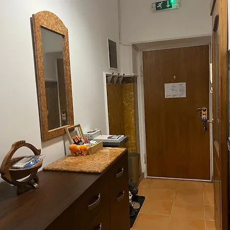 Deem-lux Apartment *